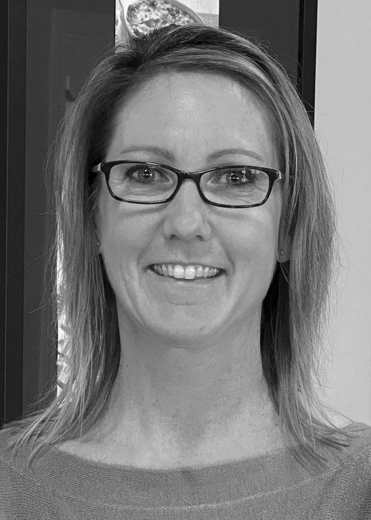 Headshot of a woman named Michelle Mills.